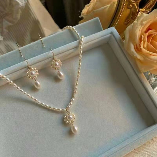 (J051)   Flower set--necklace & Earrings