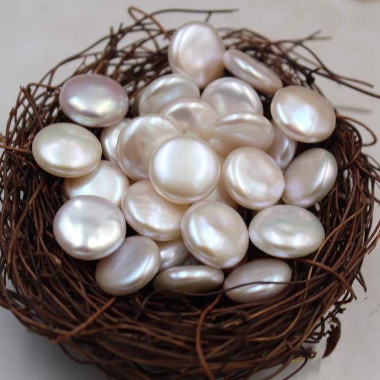 【Live】New Baroque Pearls of "BUTTON" Shape ○ (irregular shapes, one oyster—3-6pcs button)