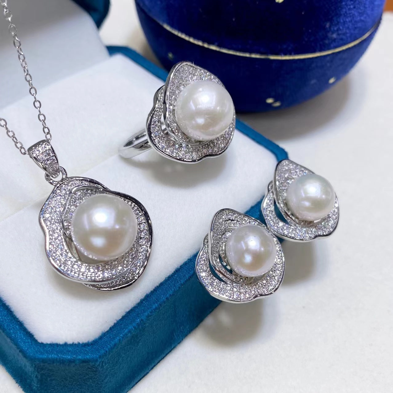 (J052)   Flower pearl set--pendant & ring & earrings