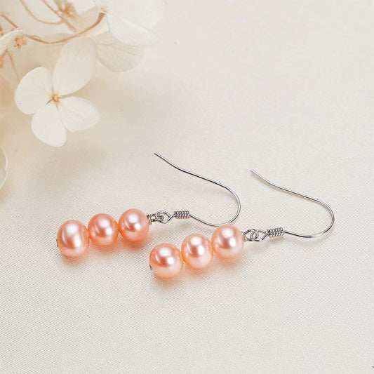 (E021)  Pearl earrings