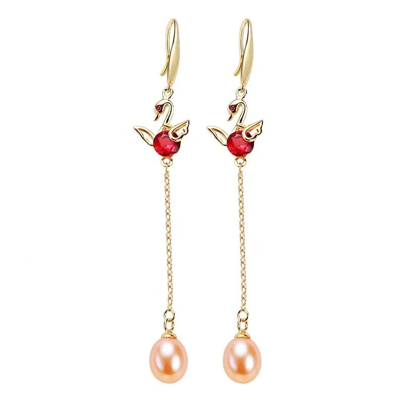 (E024)  Pearl earrings