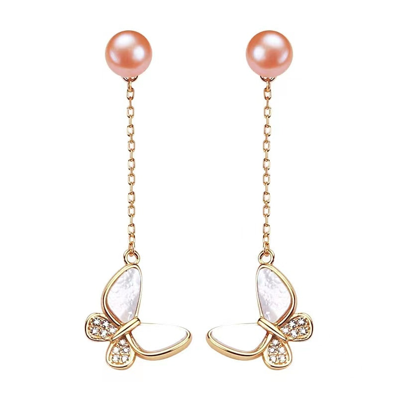 (E025)  Pearl earrings