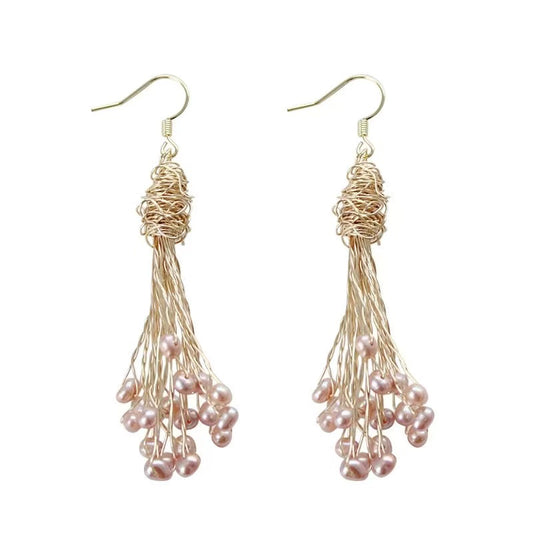 (E028)  Pearl earrings