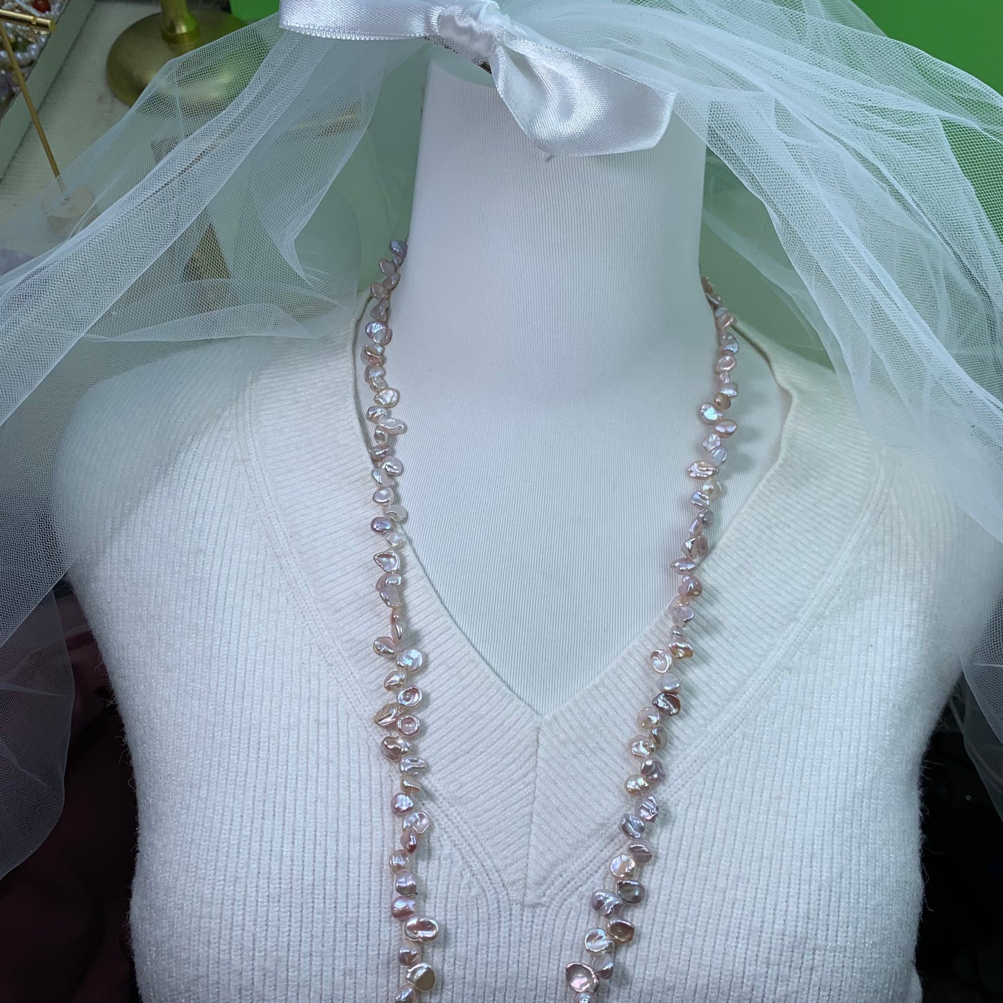 (N013)Baroque Petal Full Pearl Necklace USD600