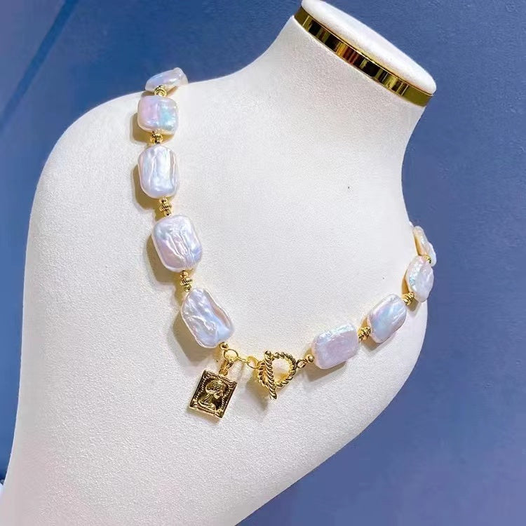 (J026)  Rectangle baroque  pearl set