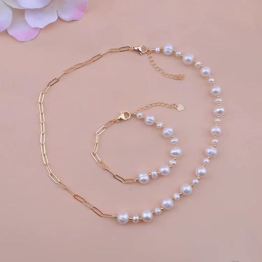 (J037)  Pearl jewelry set