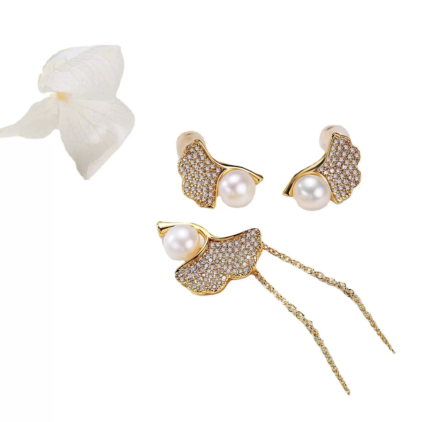 (J044)   Ginkgo leaf  pearl set--Pendant & Earring
