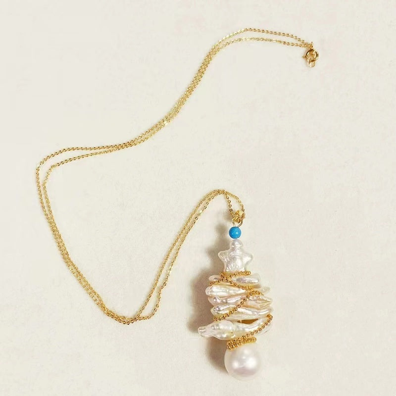 (J058)   Christmas trees baroque pearl