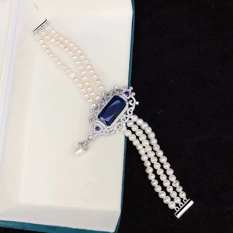 (J018)  Three layers full pearl set