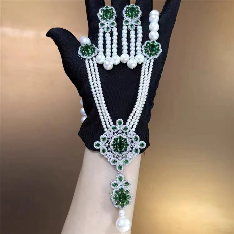 (J017)  Three layers full pearl set