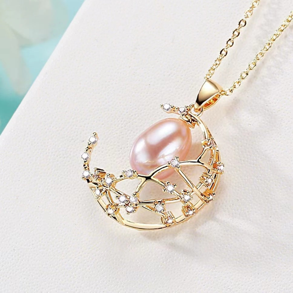 (P020) crescent pearl pendant USD15