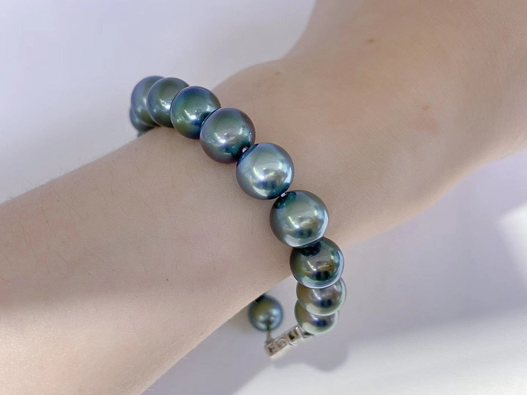 (B058) Black tahitian bracelet