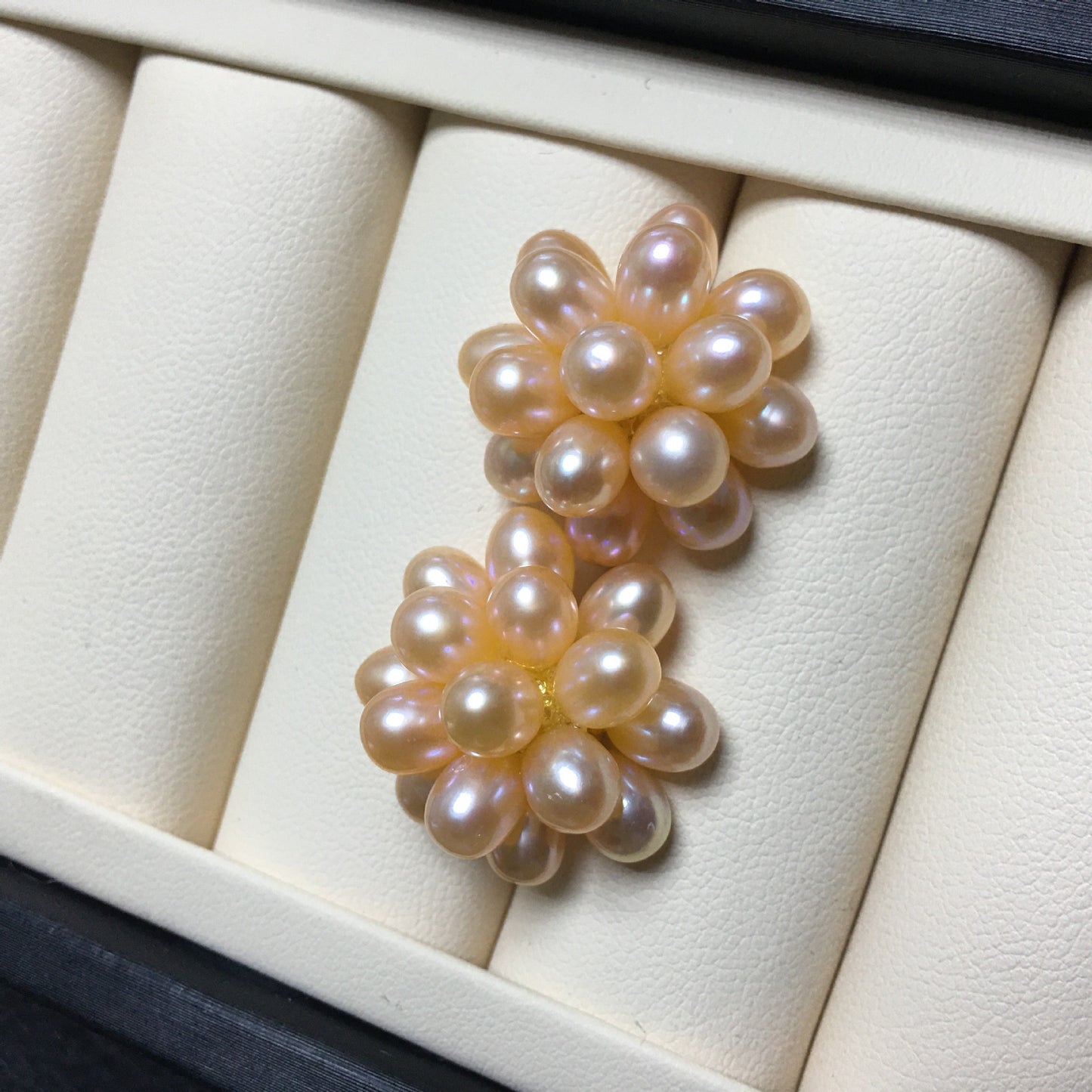 (J028)  Popcorn pearl set