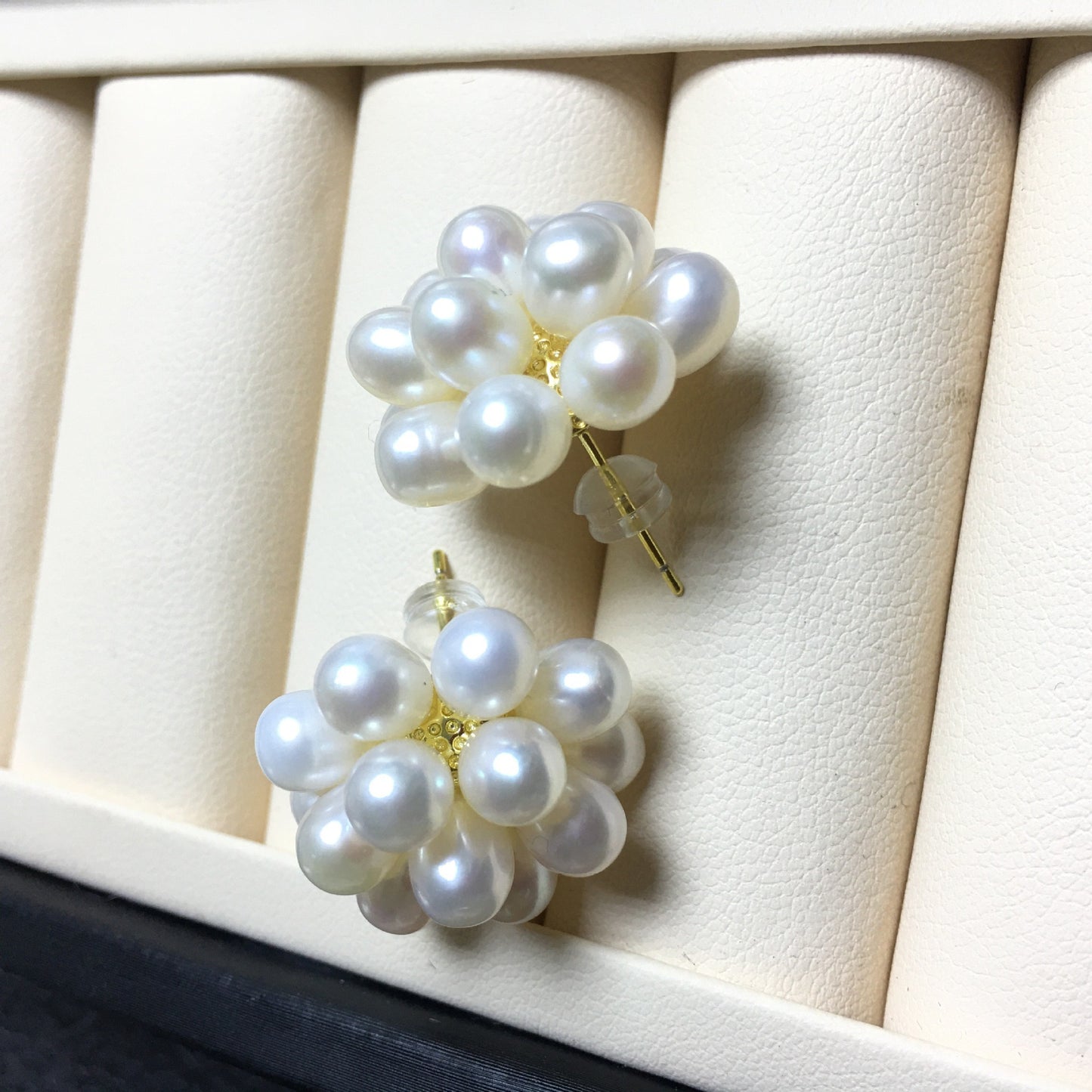 (J028)  Popcorn pearl set