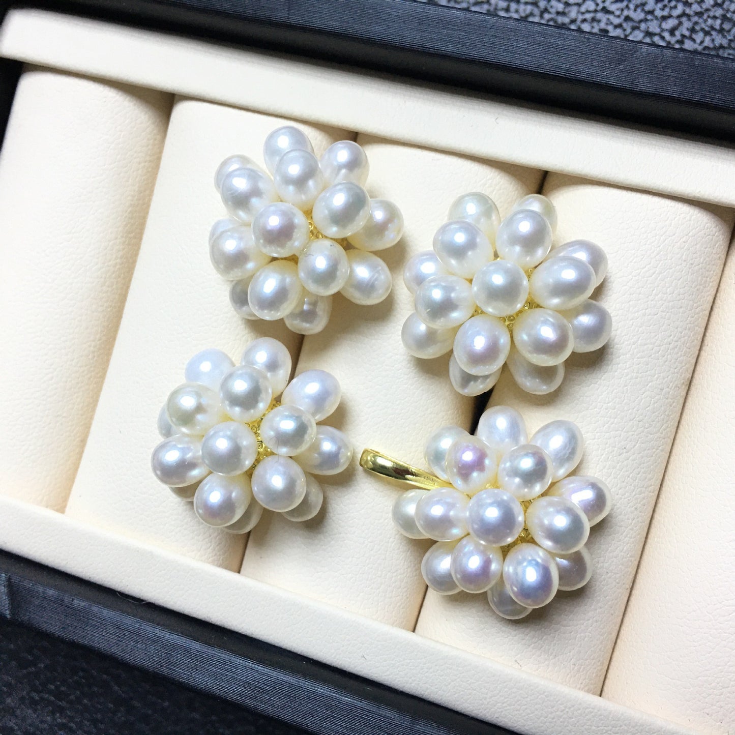 (J028)  Popcorn pearl set