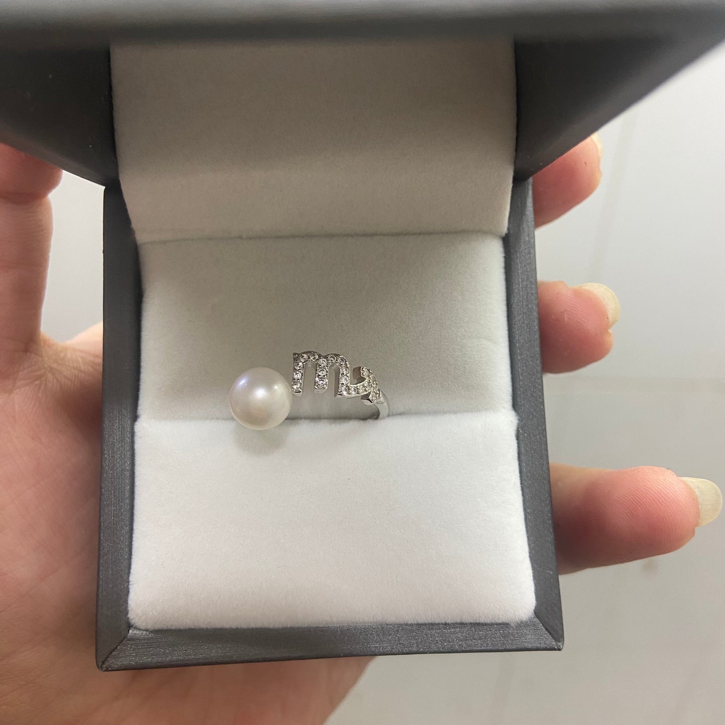 Silver constellation pearl ring