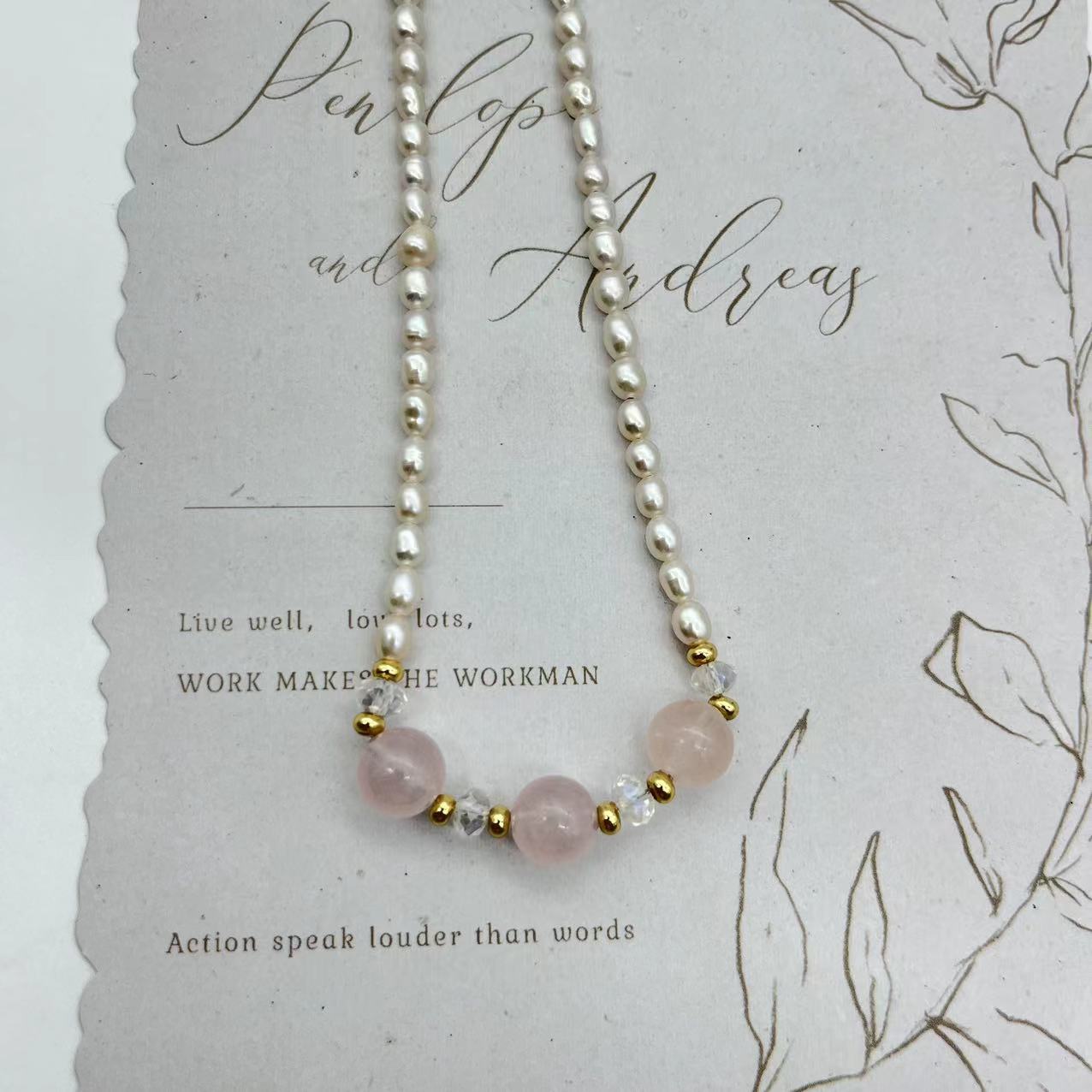 Pink crystal pearl necklace