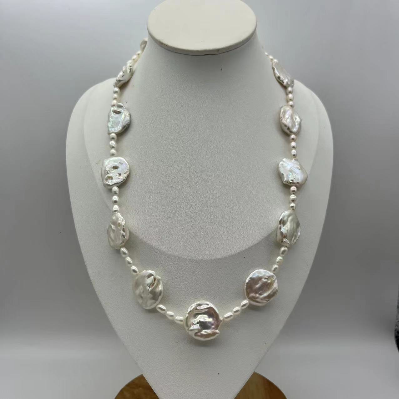 Petaled Baroque pearl and rice pearl long necklace