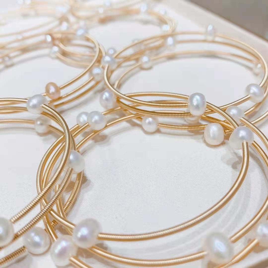 Woven pearl Bangle （B28）