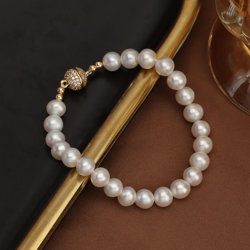 pearl chain bracelet