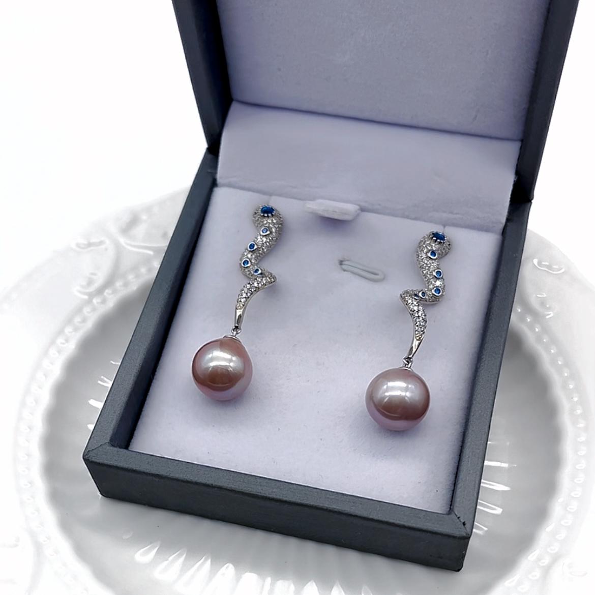 Serpentine Edison pearl silver earrings