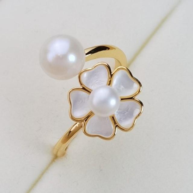 Flower pearl ring