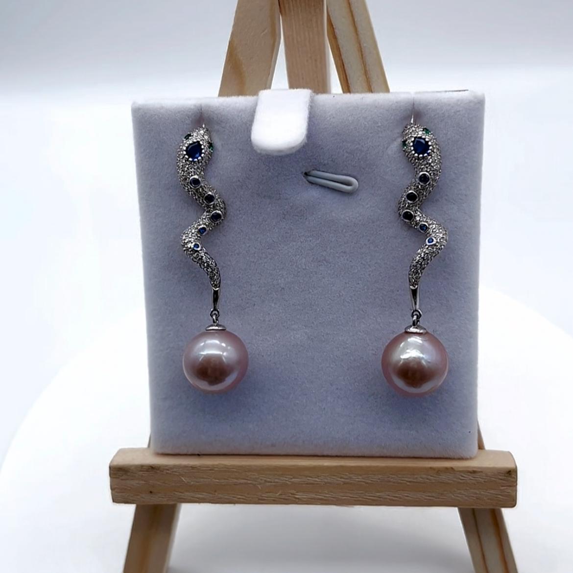 Serpentine Edison pearl silver earrings