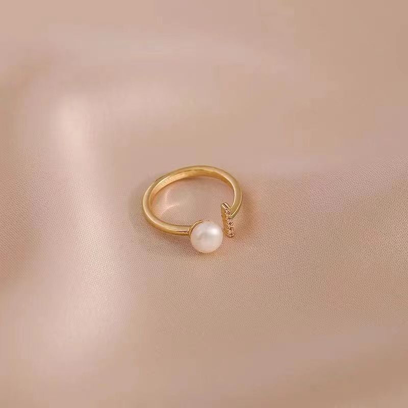 Pearl ring R42