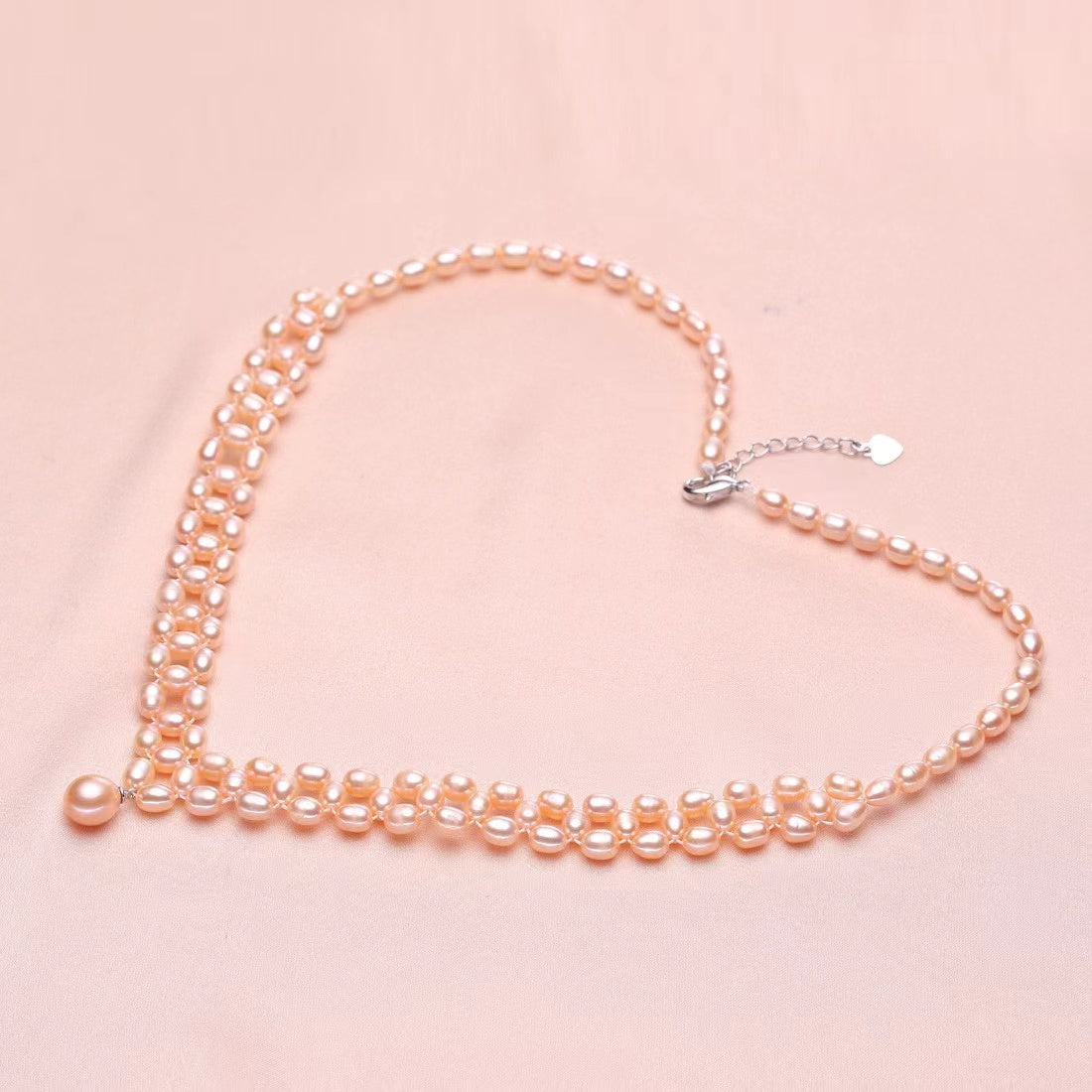 Pearl necklace USD130 (N31)