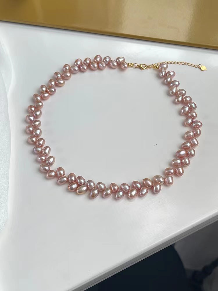 Pearl necklace 90 USD N33