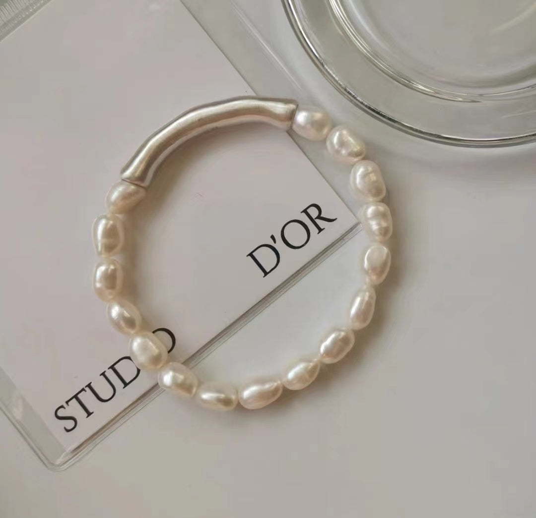 Sterling silver s925  pearl bracelet USD99 (B19)