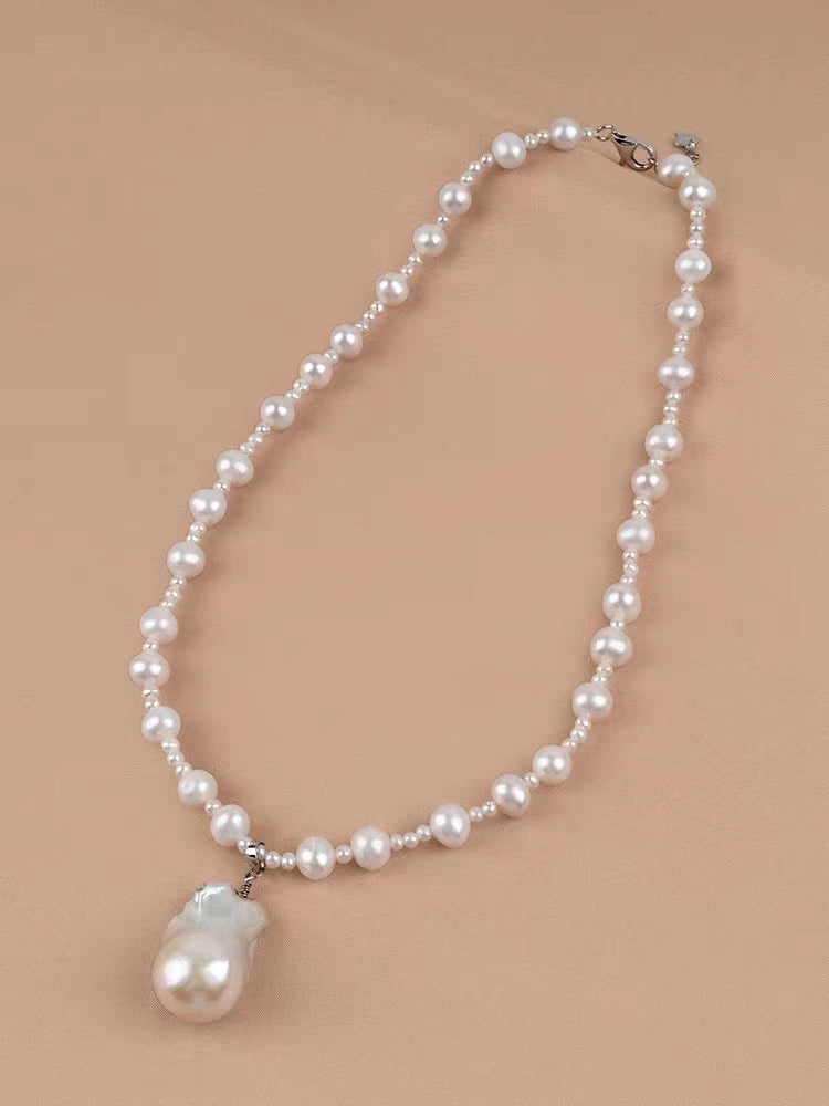 Legendary baroque pearl necklace (N19)