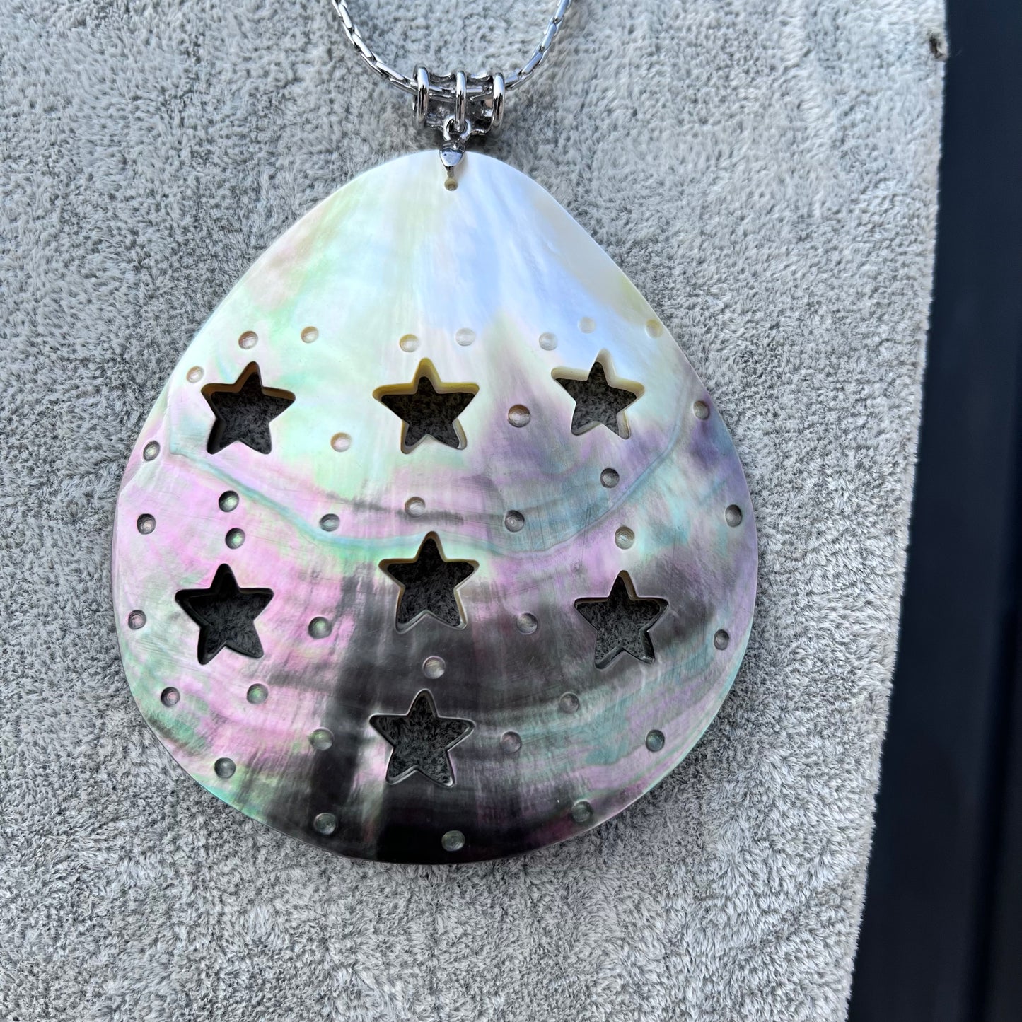 Pendentif coquillage 50 USD （L4）