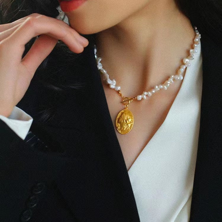 Baroque pearl necklace USD125 (N4)