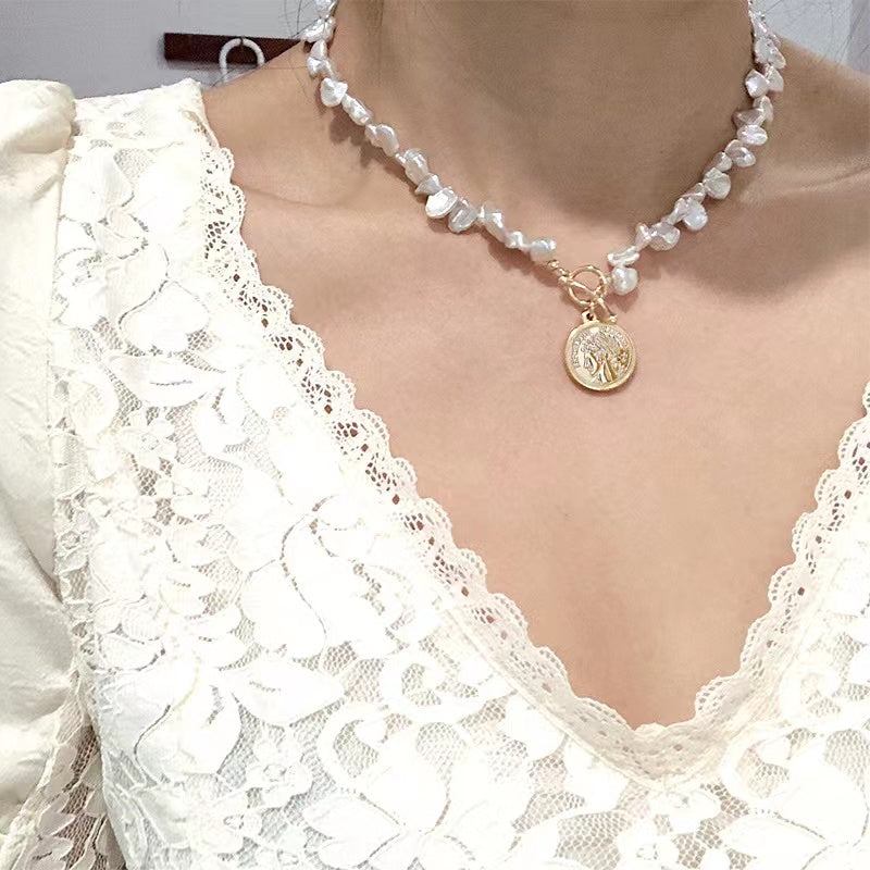 Collier de perles baroques Pétale N38