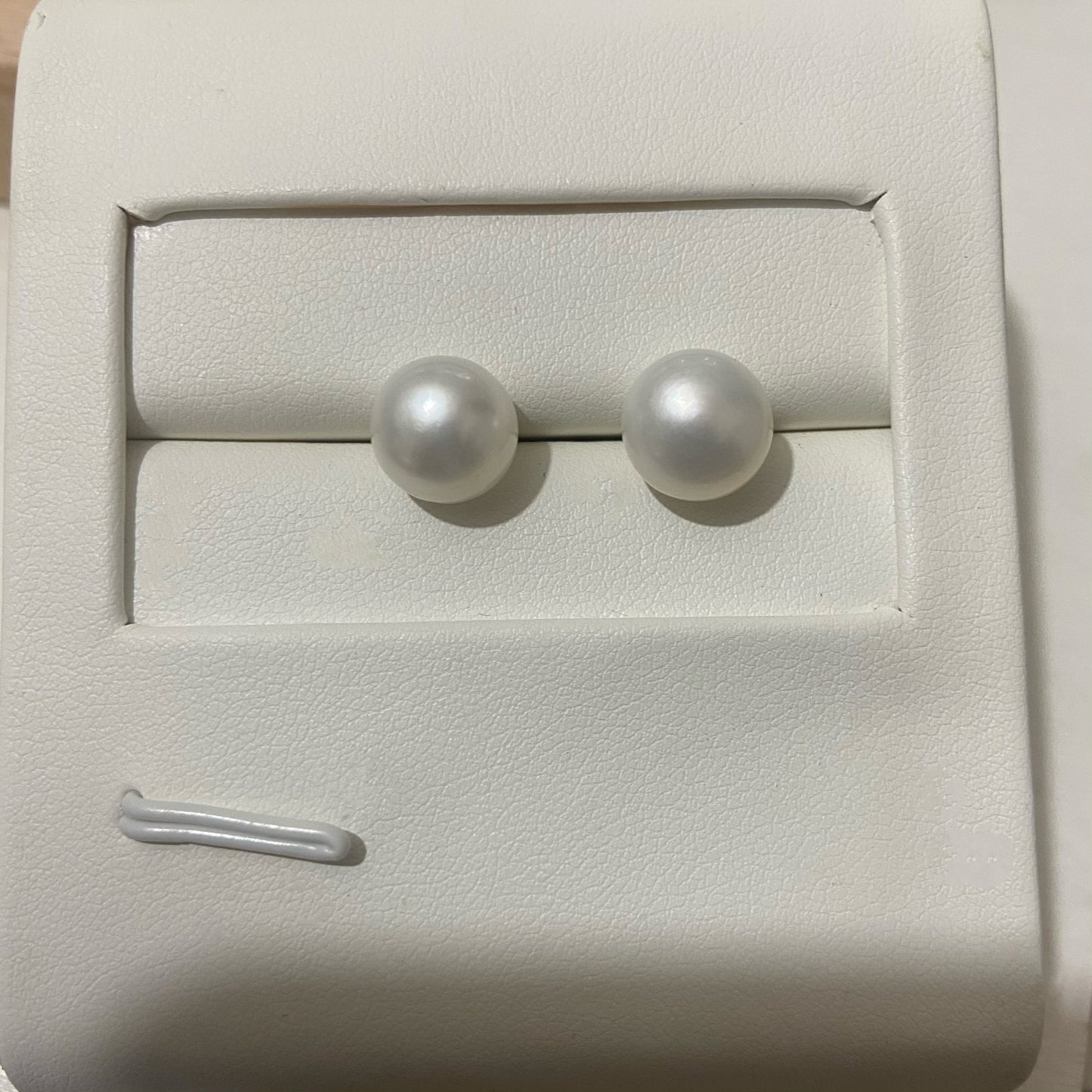 Fresh Water Pearl Earring Stud for Flashsale in S925 Sterling Silver 9mm-10mm white Color Pearl Earring USD20 (E43)