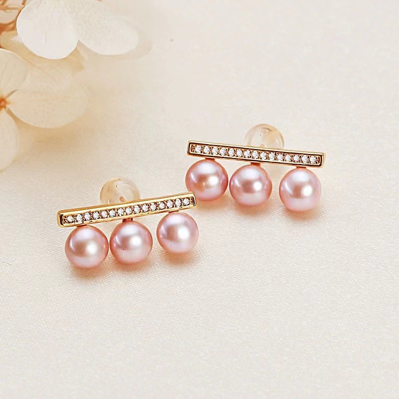 Boucles d'oreilles en perles 15 USD (E28)