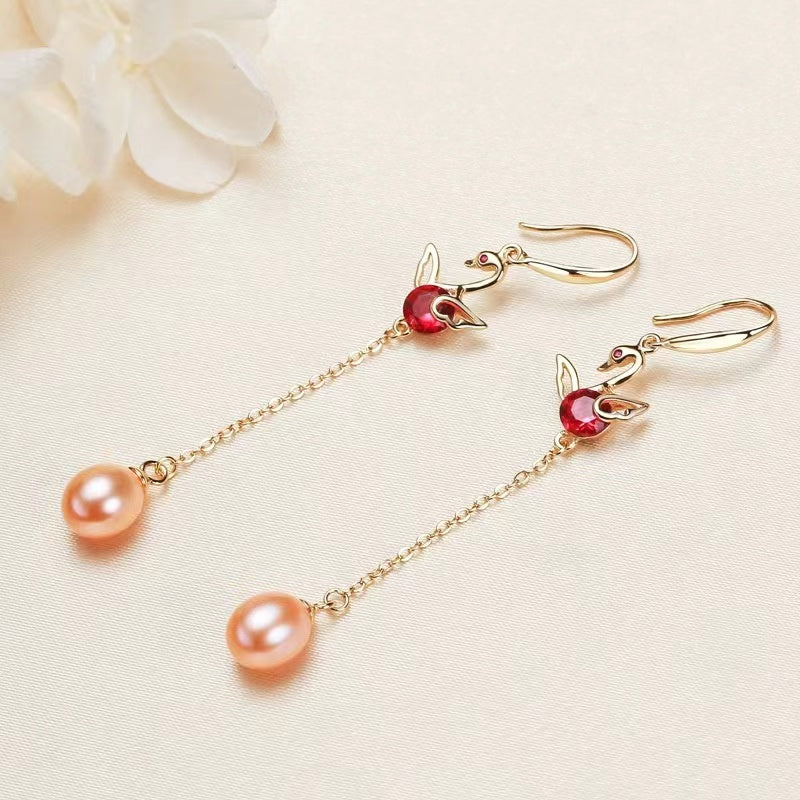 Pearl earrings USD30 (E30)