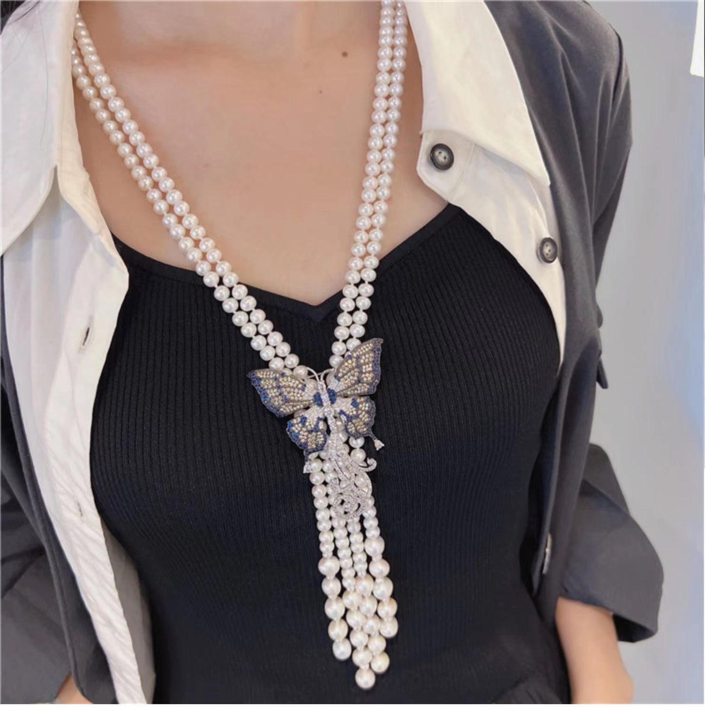 Collier de perles papillon (N49)