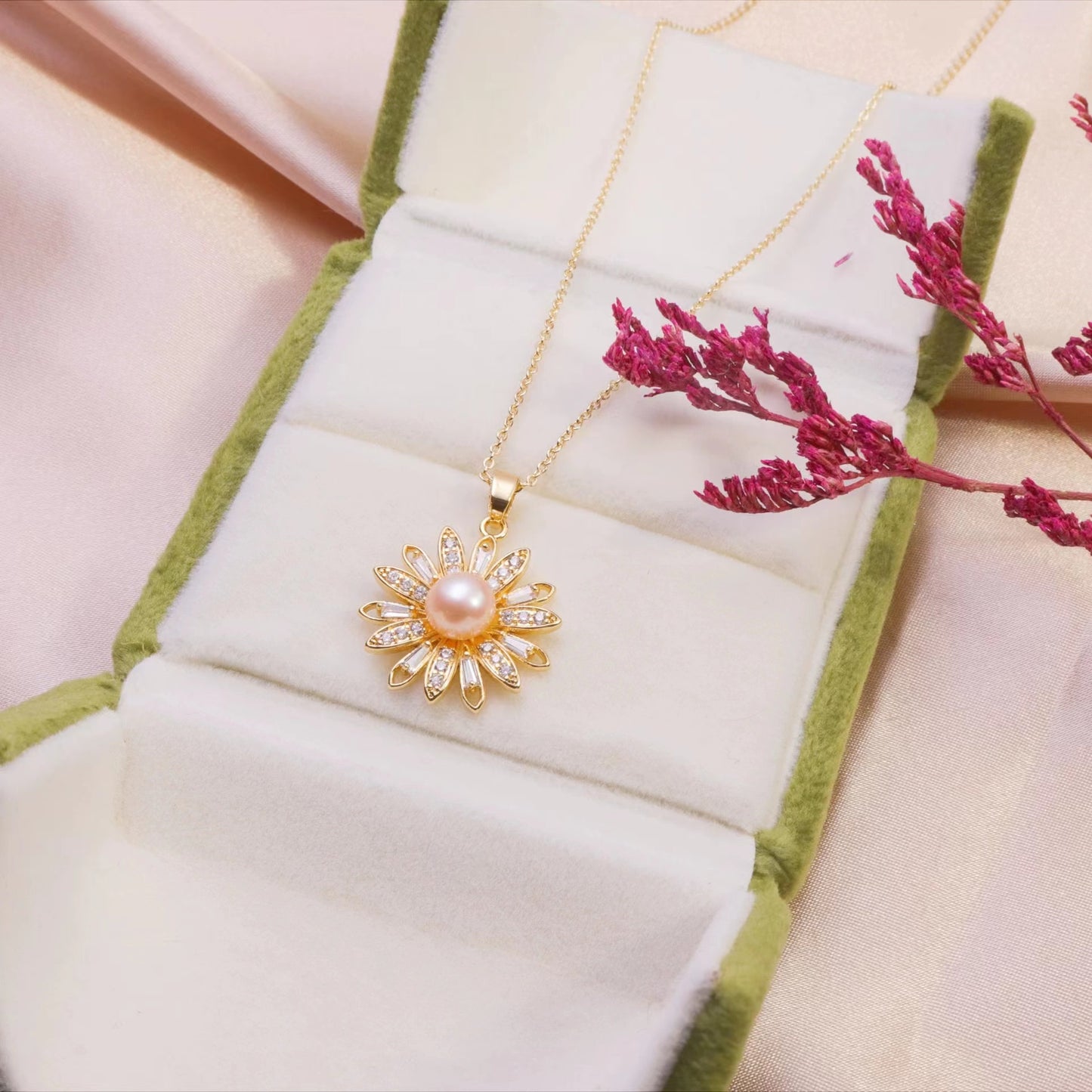 daisy pearl pendant USD15(P6)