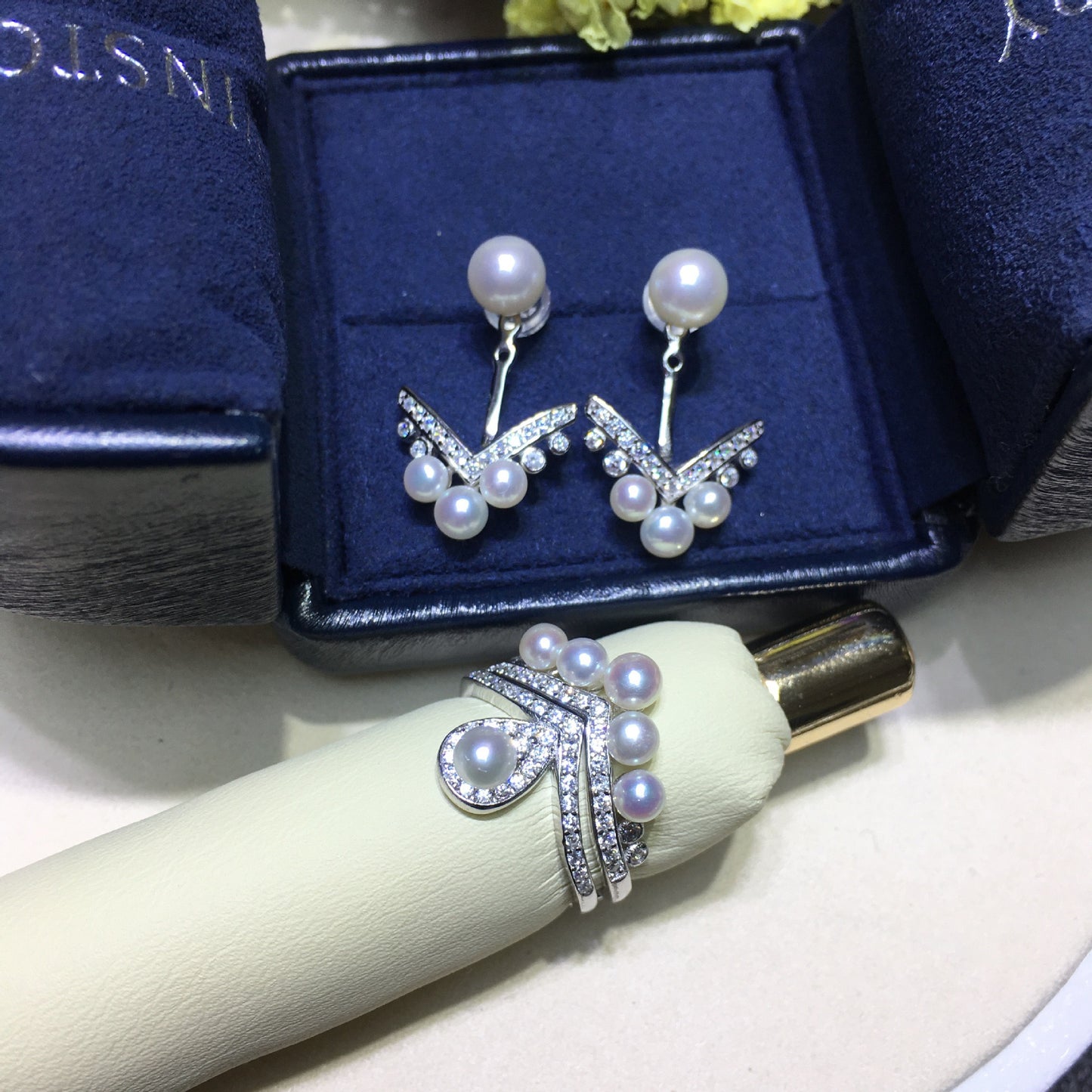 pearl set USD140